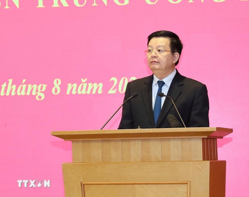 Đồng chí Mai Văn Chính, Tân Trưởng Ban Dân vận Trung ương phát biểu. (Ảnh: Trí Dũng/TTXVN) TTXVN_2108Bochinhtri7.jpg