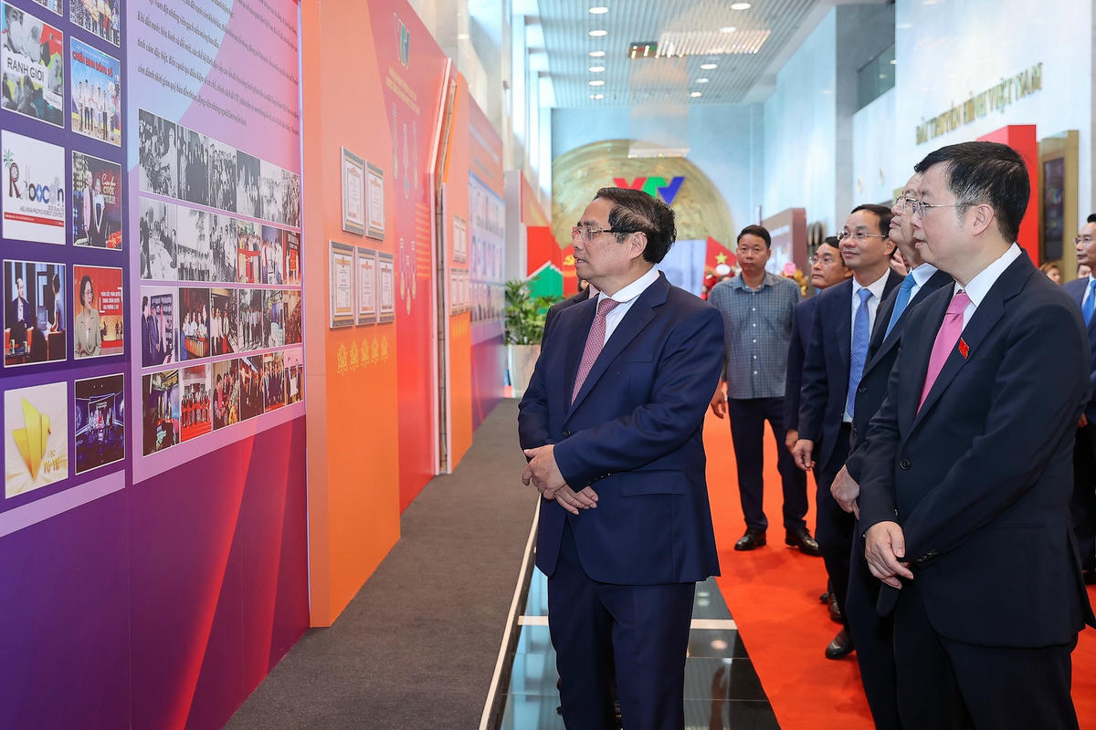 Thủ tướng: Báo chí phải kiến tạo được các dòng thông tin tích cực, chủ lưu- Ảnh 10. Thủ tướng: Báo chí phải kiến tạo được các dòng thông tin tích cực, chủ lưu- Ảnh 10.