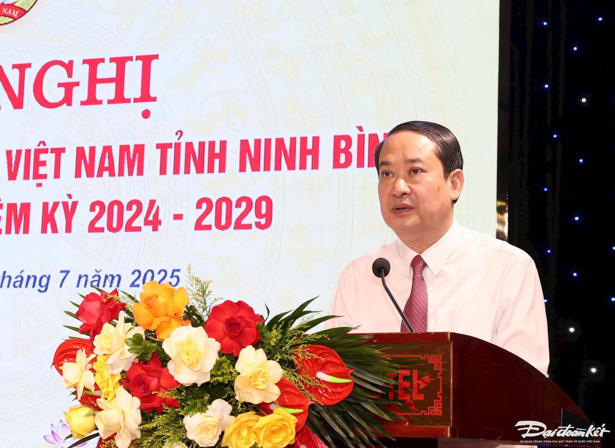 Phó Bí thư Tỉnh ủy, Chủ tịch Ủy ban Mặt trận Tổ quốc tỉnh Ninh Bình Mai Văn Tuất kết luận hội nghị. Ảnh: M.Q