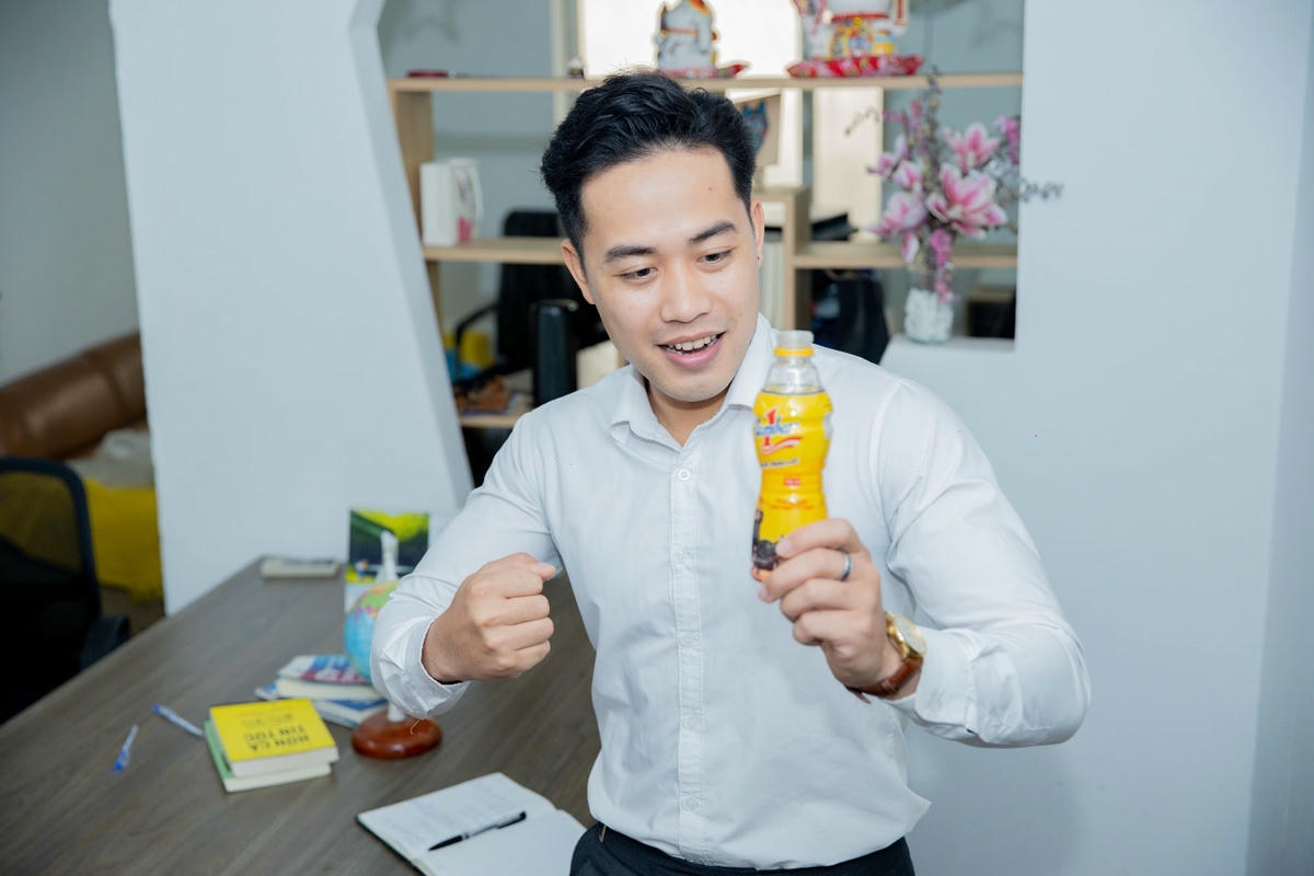 Nước tăng lực Number 1 được nhiều người lao động lựa chọn bổ sung năng lượng, duy trì sự tỉnh táo khi làm việc.