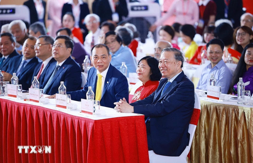 Tổng Bí thư Tô Lâm dự tại điểm cầu Trung tâm Triển lãm Việt Nam. (Ảnh: Dương Giang/TTXVN)