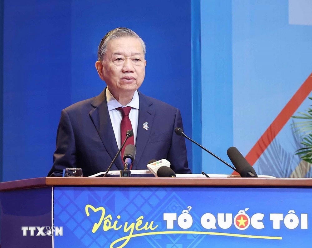 Tổng Bí thư Tô Lâm phát biểu chỉ đạo Đại hội Hội Liên hiệp Thanh niên Việt Nam lần 9. (Ảnh: Thống Nhất/TTXVN) TTXVN_1812 Tong Bi thu thanh nien 12.jpg