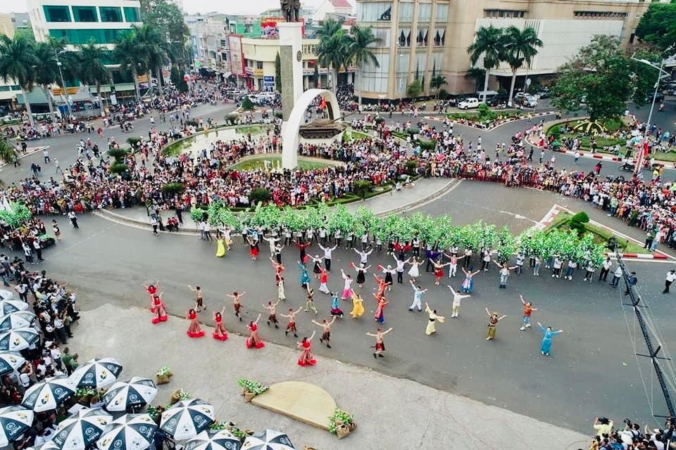 Toàn cảnh Lễ hội cà phê đường phố.