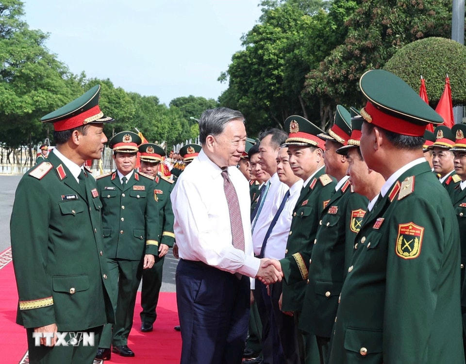 Tổng Bí thư Tô Lâm và các đại biểu. (Ảnh: Thống Nhất/TTXVN)