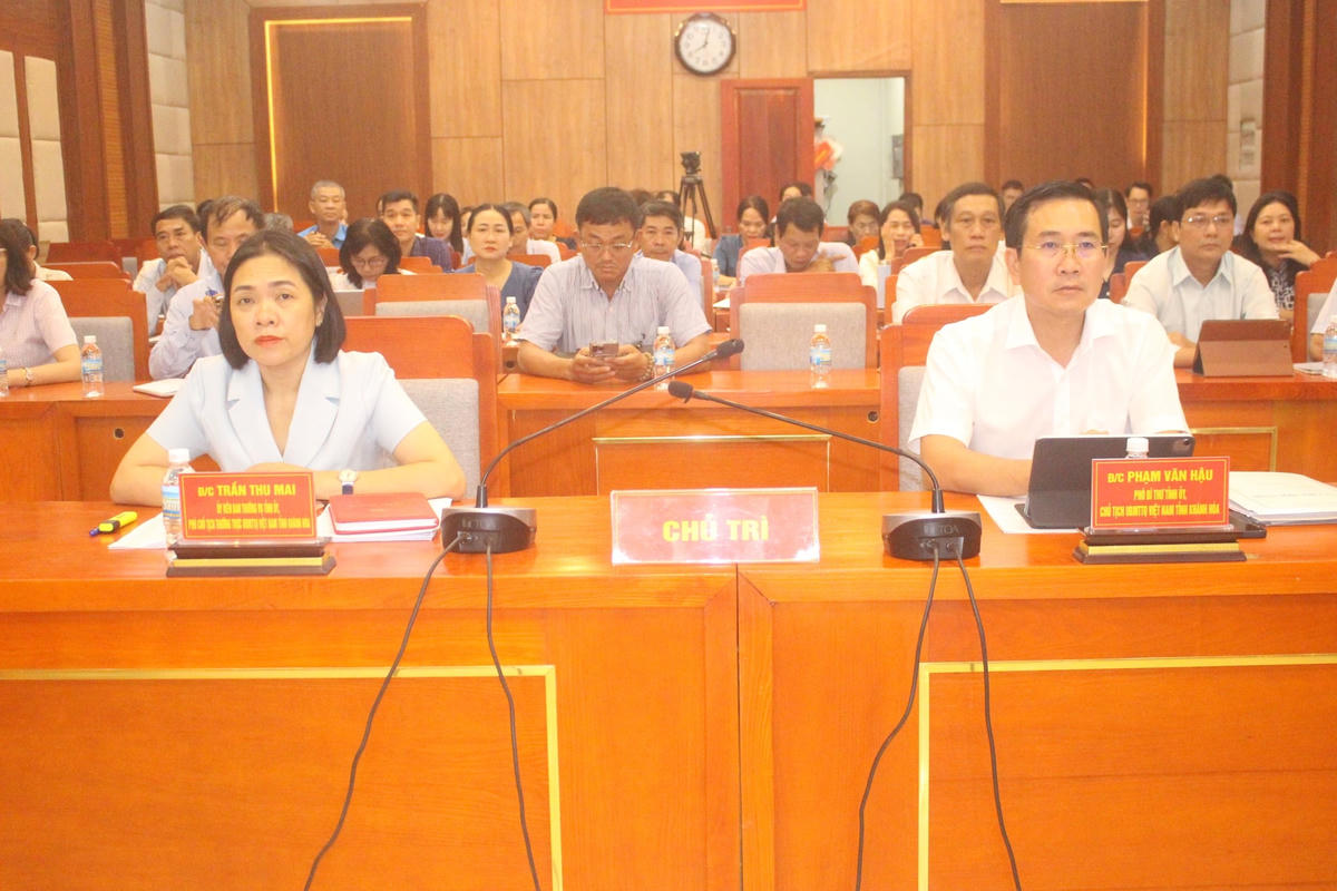 Cácđại biểu tham dự hội nghị (ảnh Thùy Trang)