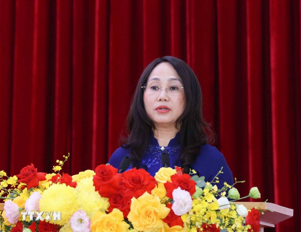 Đồng chí Lâm Thị Phương Thanh, Ủy viên Trung ương Đảng, Ủy viên Ban Thường vụ Đảng ủy các cơ quan Đảng Trung ương, Bí thư Đảng ủy Văn phòng Trung ương Đảng, Phó Chánh Văn phòng Thường trực Văn phòng Trung ương Đảng phát biểu khai mạc Đại hội. (Ảnh: Phương Hoa/TTXVN)