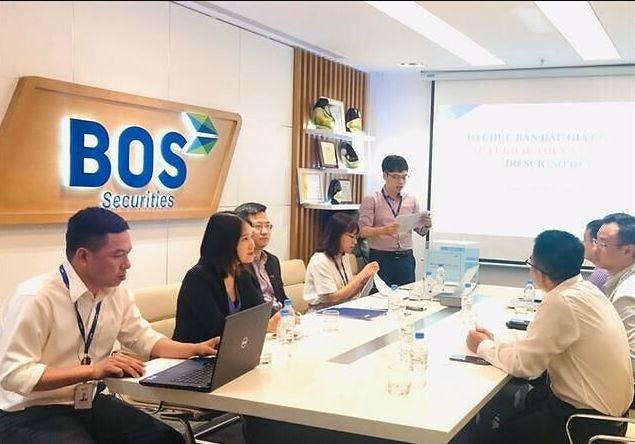 Chứng khoán BOS có tân Chủ tịch HĐQT 32 tuổi. Ảnh minh họa: ART