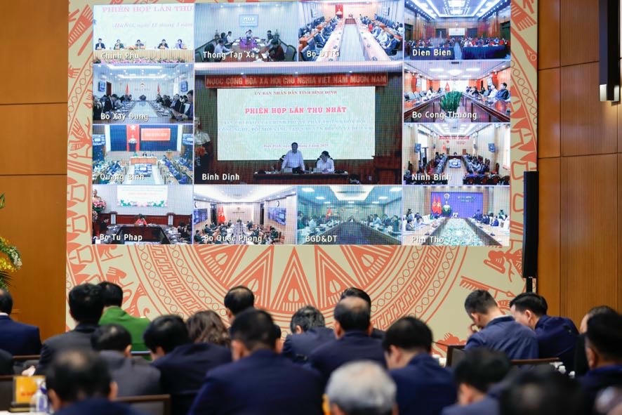 Thủ tướng: Không có giới hạn trong cắt giảm thủ tục hành chính- Ảnh 5. Thủ tướng: Không có giới hạn trong cắt giảm thủ tục hành chính- Ảnh 5.