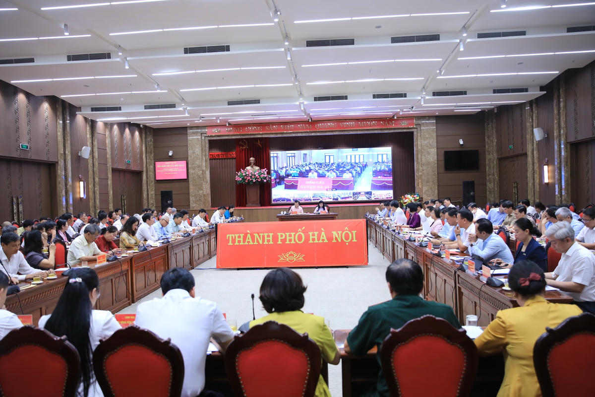 Quang cảnh hội nghị.