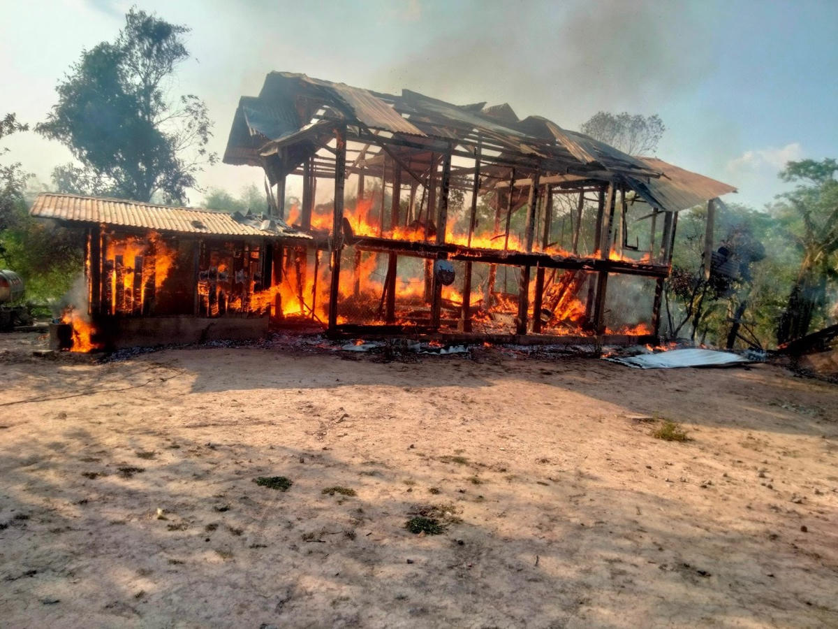 Hiện trường vụ cháy nhà.