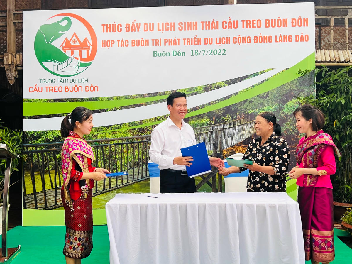 Thương hiệu mới – Logo mới của Trung tâm Du lịch Cầu treo Buôn Đôn.