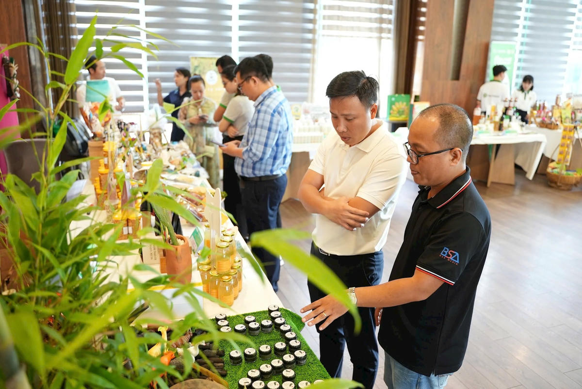 Tim đầu ra Sản phẩm xanh