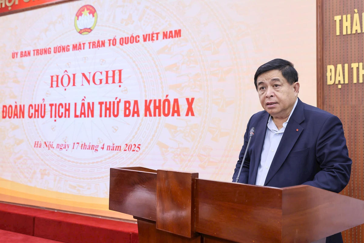 Phó Thủ tướng Nguyễn Chí Dũng phát biểu tại Hội nghị. Ảnh: Quang Vinh