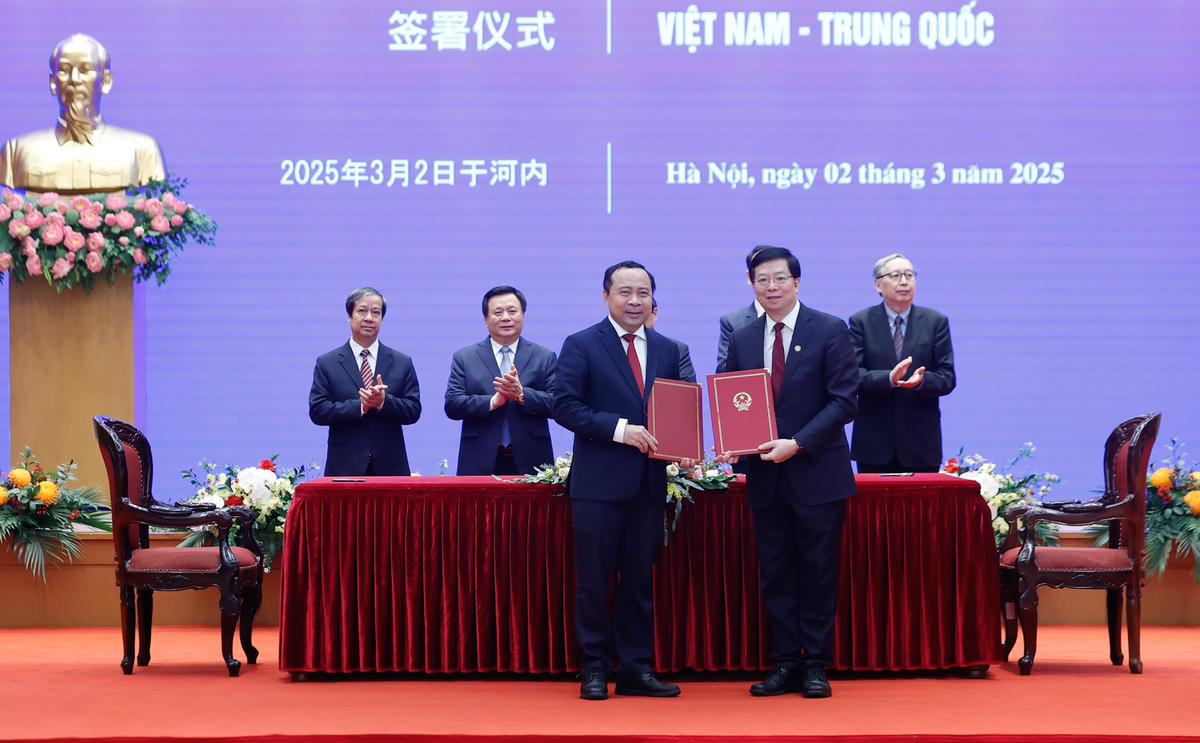 Thủ tướng Phạm Minh Chính tiếp Bí thư Đảng ủy Đại học Thanh Hoa (Trung Quốc)- Ảnh 3. Thủ tướng Phạm Minh Chính tiếp Bí thư Đảng ủy Đại học Thanh Hoa (Trung Quốc)- Ảnh 3.