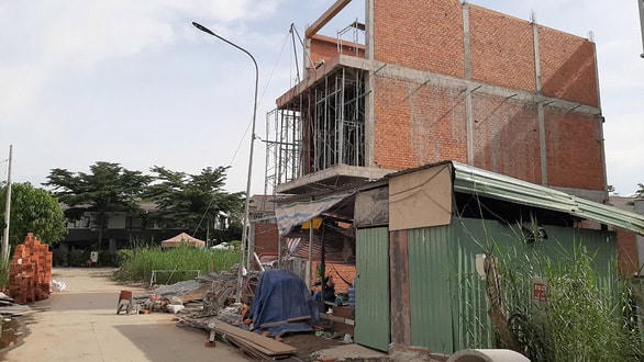 cập nhật từ đầu năm 2023 đến ngày 3/10/2023, Sở Xây dựng đã phối hợp với đơn vị liên quan thực hiện hơn 45.700 lượt kiểm tra về trật tự xây dựng, qua đó phát hiện 328 trường hợp vi phạm