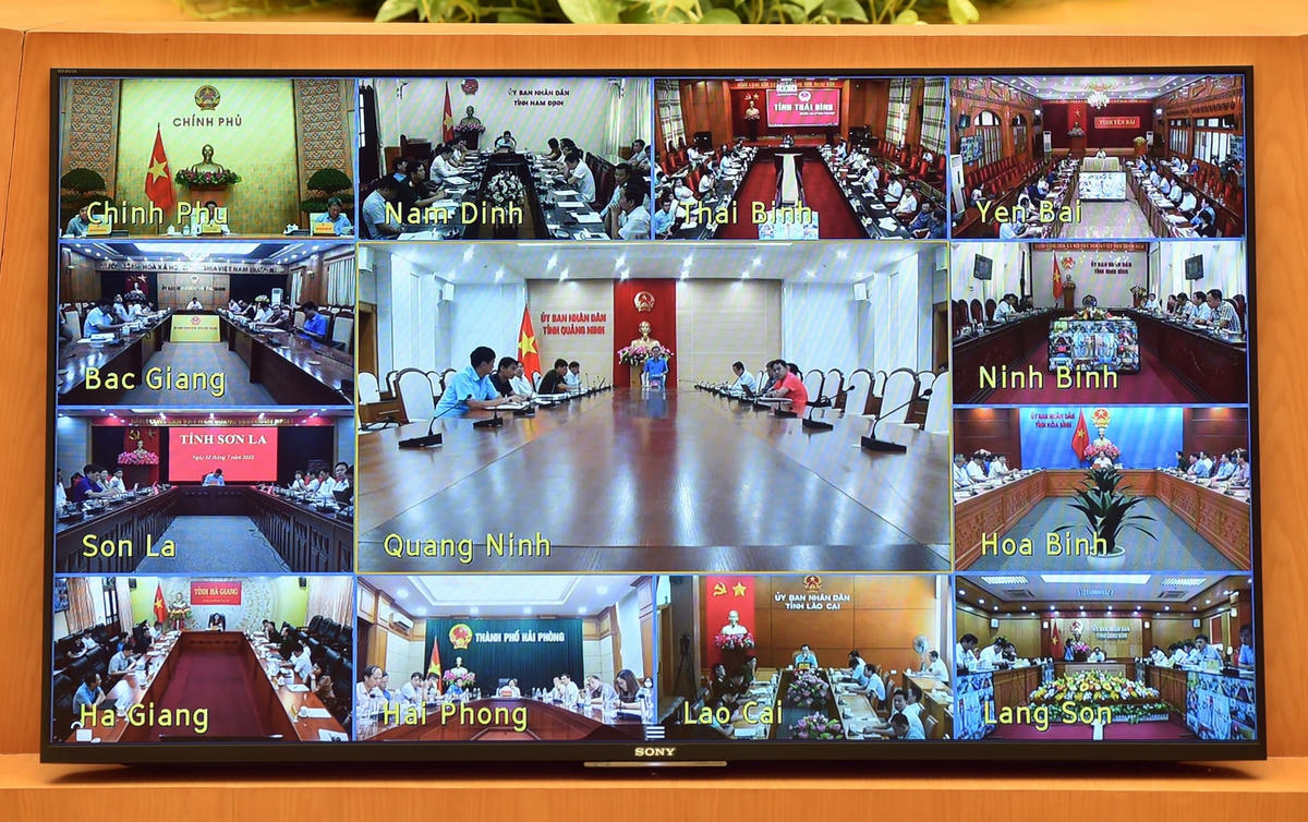Các địa phương họp trực tuyến. Ảnh CTV