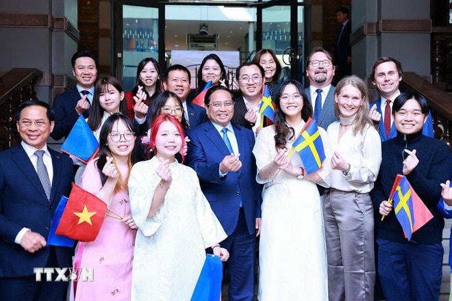 ttxvn-thu-tuong-phat-bieu-ve-chinh-sach-tai-dai-hoc-kinh-te-stockholm-8088055-5.jpg