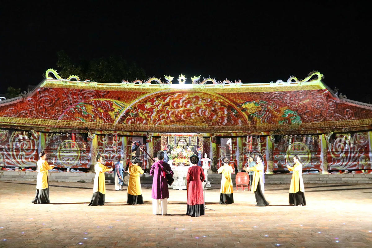 A1 Hát cửa đình 1 6.8 Khi công nghệ kể chuyện lịch sử