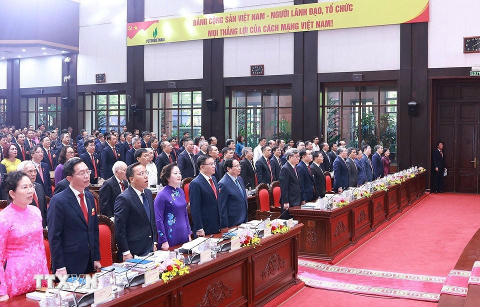 Thủ tướng Phạm Minh Chính, Bí thư Đảng ủy Chính phủ dự Đại hội đại biểu Đảng bộ Tập đoàn Công nghiệp-Năng lượng Quốc gia Việt Nam lần thứ IV, nhiệm kỳ 2025-2030. (Ảnh: Dương Giang/TTXVN)