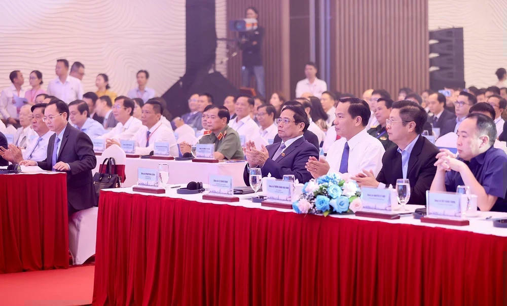 ttxvn-thu-tuong-du-hoi-nghi-cong-bo-quy-hoach-va-xuc-tien-dau-tu-thanh-pho-can-tho-2-6389.jpg