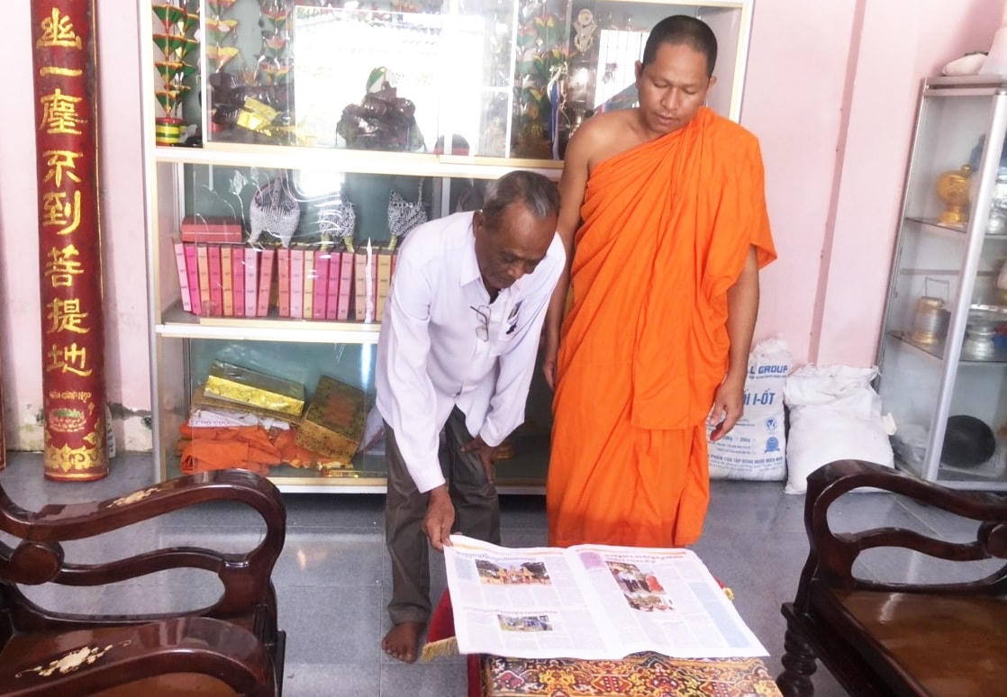 Đối với các vị Người có uy tín, sách báo được cấp là tài liệu quý trong tuyên truyền chủ trương đường lối của Đảng và chính sách pháp luật của Nhà nước.