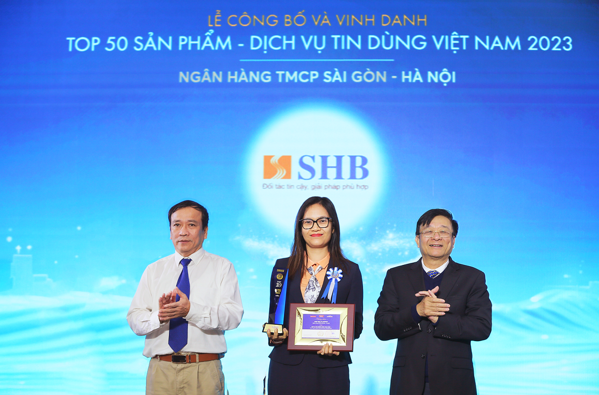 anh-1-ba-doan-thai-thanh-thuy-giam-doc-trung-tam-phat-trien-san-pham-....png