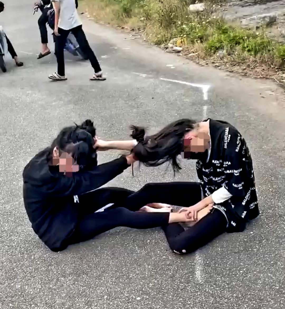 Để đẩy lùi bạo lực học đường cần giải pháp đồng bộ từ nhà trường - gia đình - xã hội.