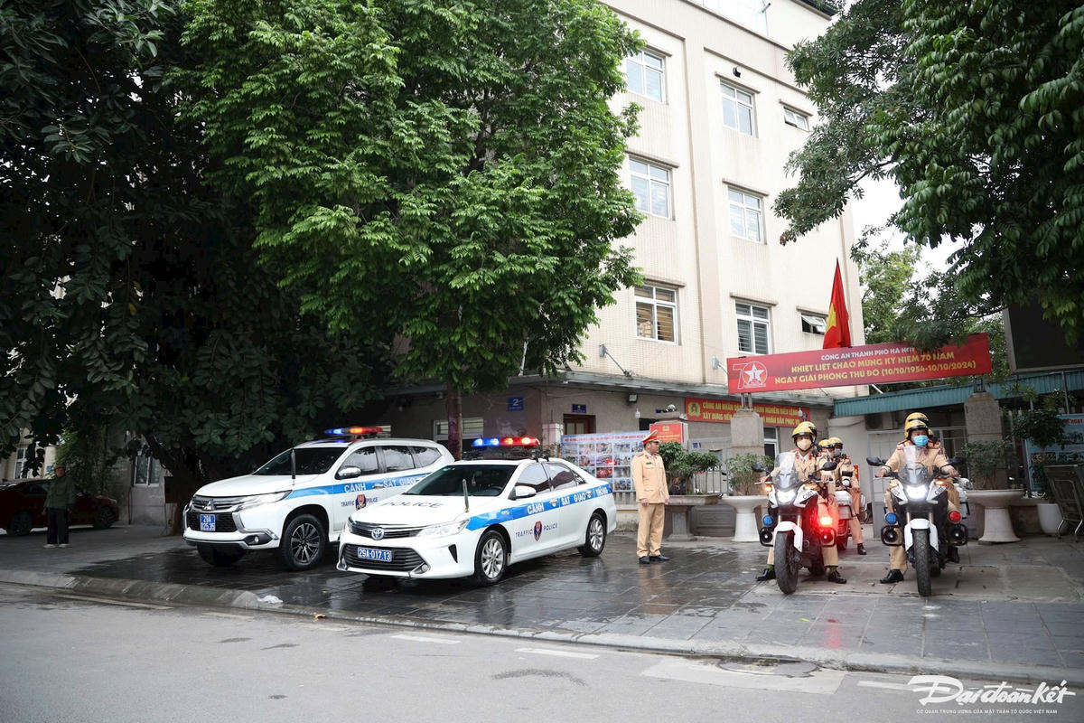 csgt hanoi_ra_quan-le-khanh2