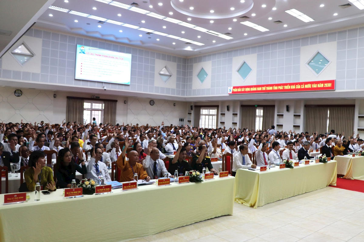 Các đại biểu tham dự phiên thứ nhất của Đại hội.