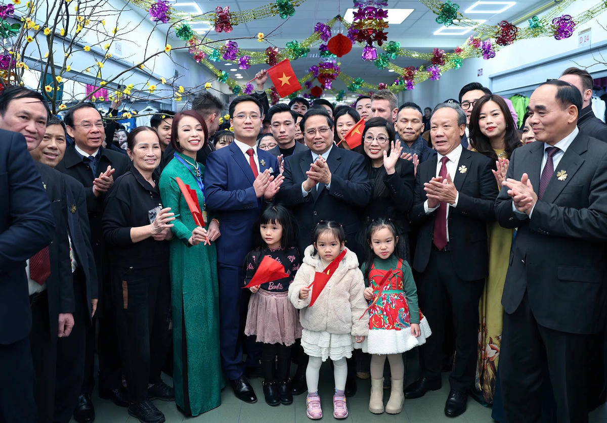 Thủ tướng: Đẩy mạnh xuất khẩu sang thị trường Trung Đông Âu còn tiềm năng rất lớn- Ảnh 4. Thủ tướng: Đẩy mạnh xuất khẩu sang thị trường Trung Đông Âu còn tiềm năng rất lớn- Ảnh 4.