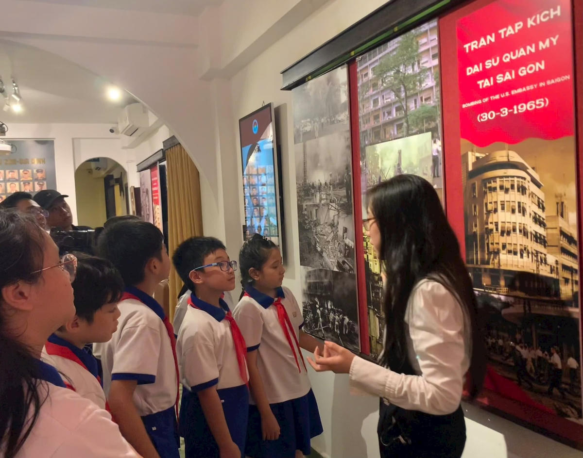 12.Trường Tiểu học Kết Đoàn, Quận 1 tham quan Bảo tàng Biệt động Sài Gòn - Gia Định và Hộp thư bí mật và hầm nổi của Biệt động Sài Gòn ngày 21.03.2024