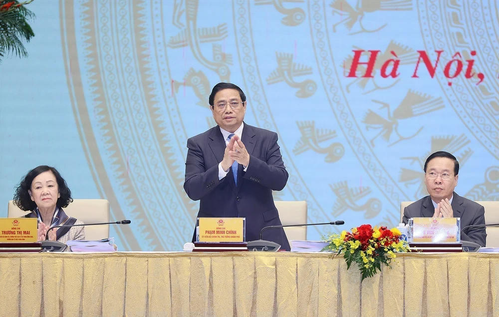 Thủ tướng Phạm Minh Chính chủ trì hội nghị. (Ảnh: Dương Giang/TTXVN) ttxvn-nhiem-vu-nam-2024-cua-chinh-phu-va-chinh-quyen-dia-phuong-2-768.jpg