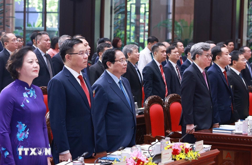 Thủ tướng Phạm Minh Chính, Bí thư Đảng ủy Chính phủ dự Đại hội đại biểu Đảng bộ Tập đoàn Công nghiệp-Năng lượng Quốc gia Việt Nam lần thứ IV, nhiệm kỳ 2025-2030. (Ảnh: Dương Giang/TTXVN)