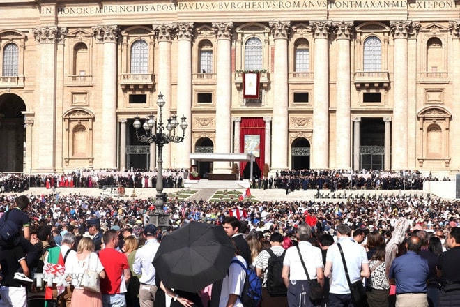 Quang cảnh lễ nhậm chức của Giáo hoàng Leo XIV tại quảng trường San Pietro. (Ảnh: Dương Hoa/TTXVN) ttxvn-le-nham-chuc-cua-giao-hoang-leo-xiv-8039581.jpg