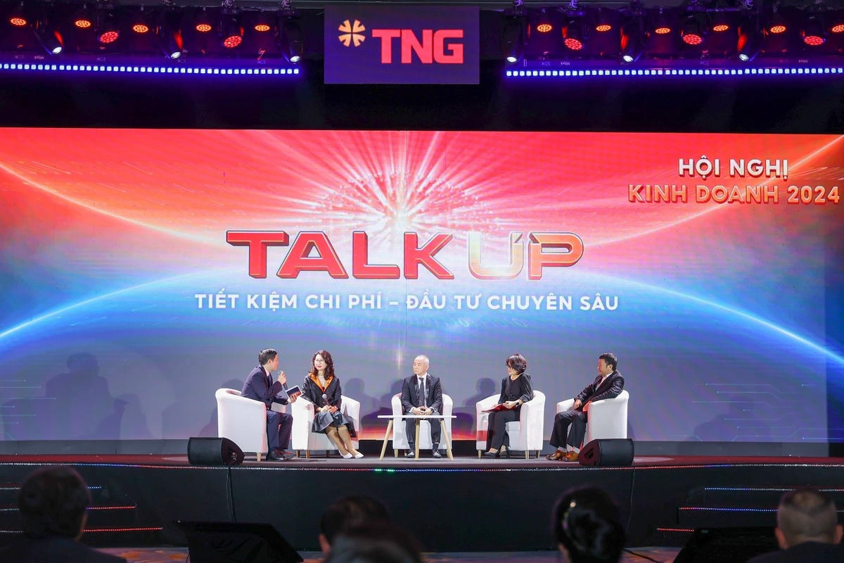 ROX Group đầu tư chuyên sâu vào nền tảng con người và công nghệ - 1