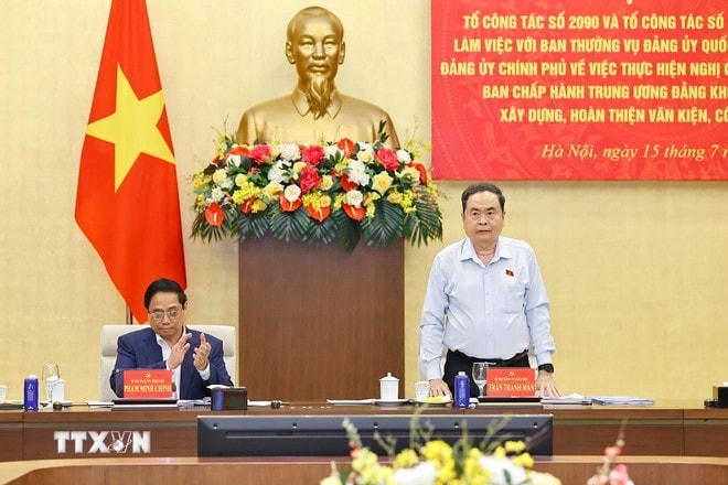 Chủ tịch Quốc hội Trần Thanh Mẫn phát biểu. (Ảnh: Doãn Tấn/ TTXVN) ttxvn-chu-tich-quoc-hoi-va-thu-tuong-dong-chu-tri-hoi-nghi-cac-to-cong-tac-cua-bo-chinh-tri-8150211-1.jpg