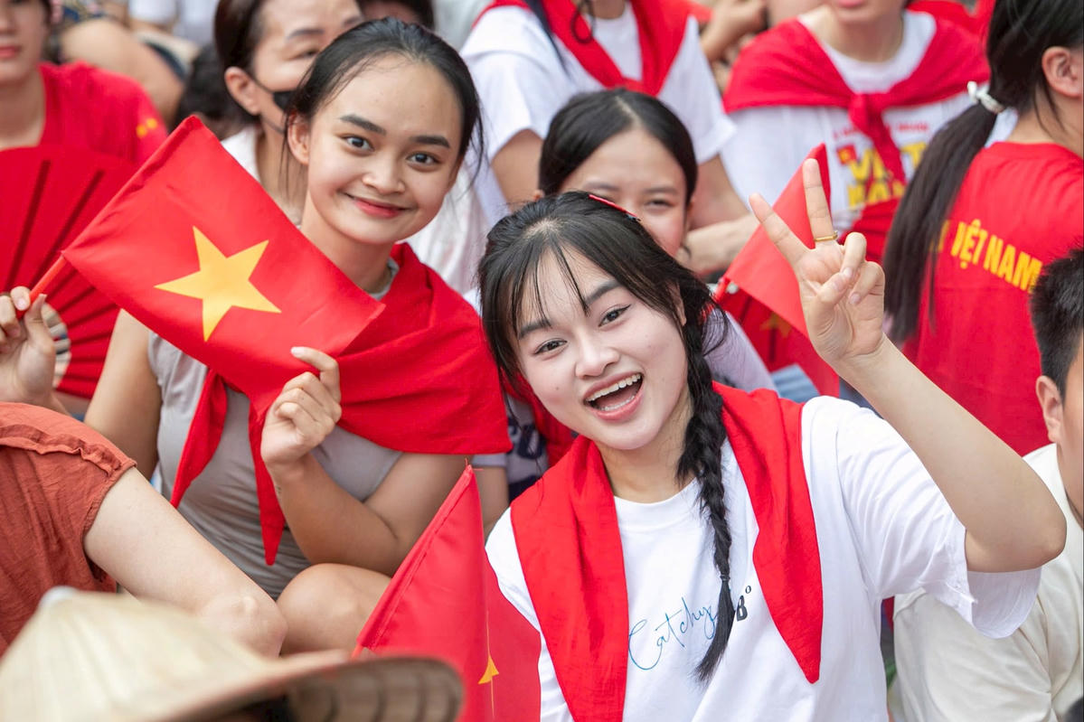 trình bày cả 2 trang 12-13 (3)