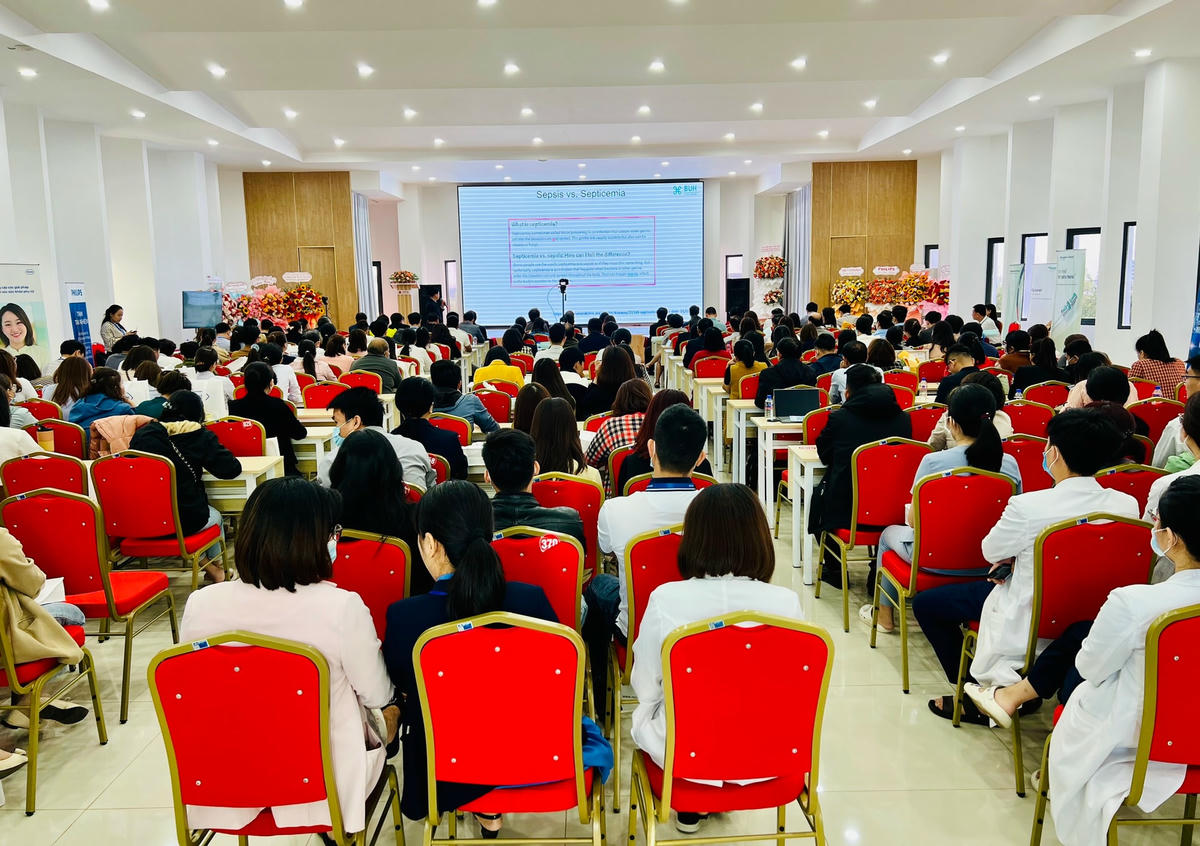 toàn cảnh Hội nghị.