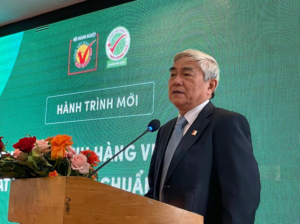 Ông Nguyễn Quân - Chủ tịch Hội đồng Chuyên gia Hàng Việt Nam chất lượng- Chuẩn hội nhập, Nguyên Bộ trưởng Bộ Khoa học Công nghệ mong, hàng Việt trở thành những thương hiệu mang tầm quốc tế