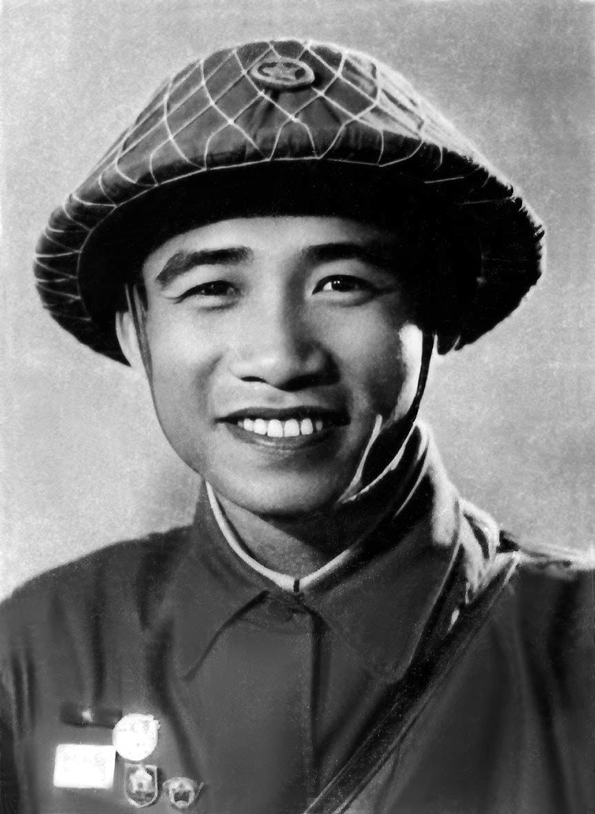 2.-nghe-si-nhiep-anh-trieu-dai-1954..jpg