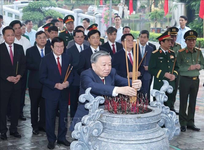 Kỷ niệm trọng thể 110 năm Ngày sinh Tổng Bí thư Nguyễn Văn Linh- Ảnh 4.