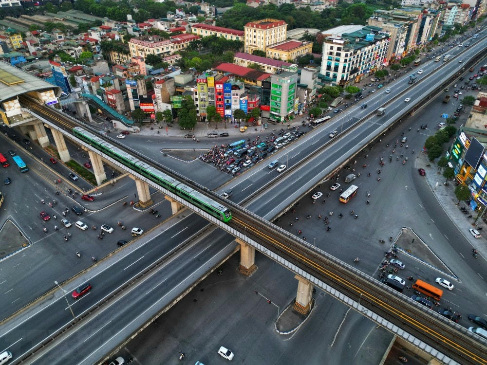 Kết luận của Bộ Chính trị về xây dựng kết cấu hạ tầng đồng bộ