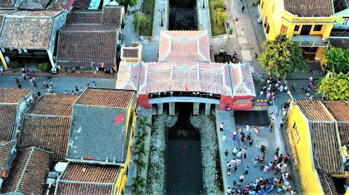 le hoi Chua Cau - Hoi An