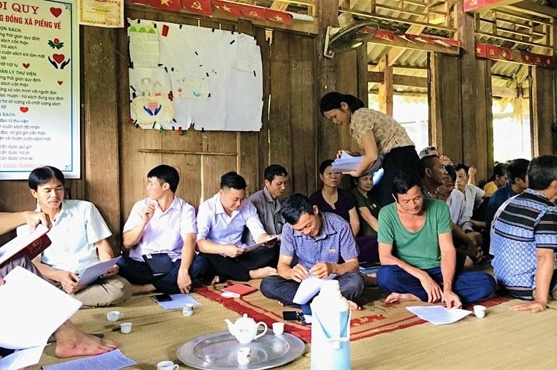 Tăng cường công tác vận động tuyên truyền, phổ biến giáo dục pháp luật đến từng thôn bản trên địa bàn tỉnh Hoà Bình.