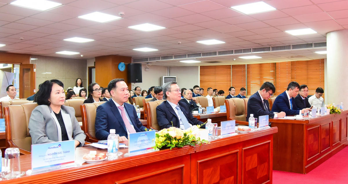 Toàn cảnh lễ trao giải.