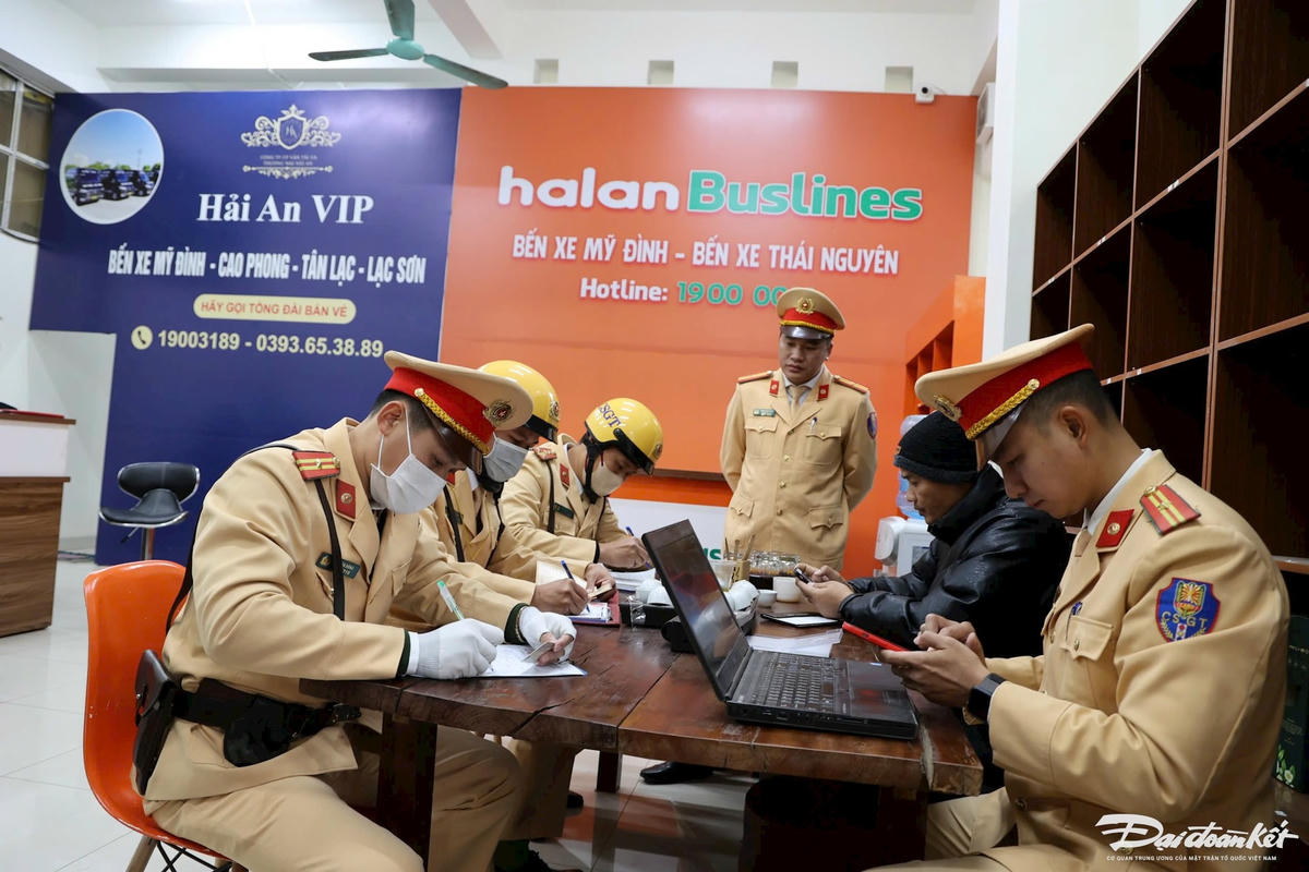 csgt hanoi_ra_quan-le-khanh20