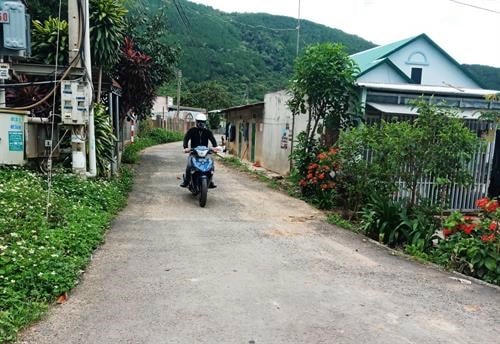 Đời sống vật chất, tinh thần của đồng bào dân tộc thiểu số tỉnh Lâm Đồng ngày càng được nâng cao rõ rệt.