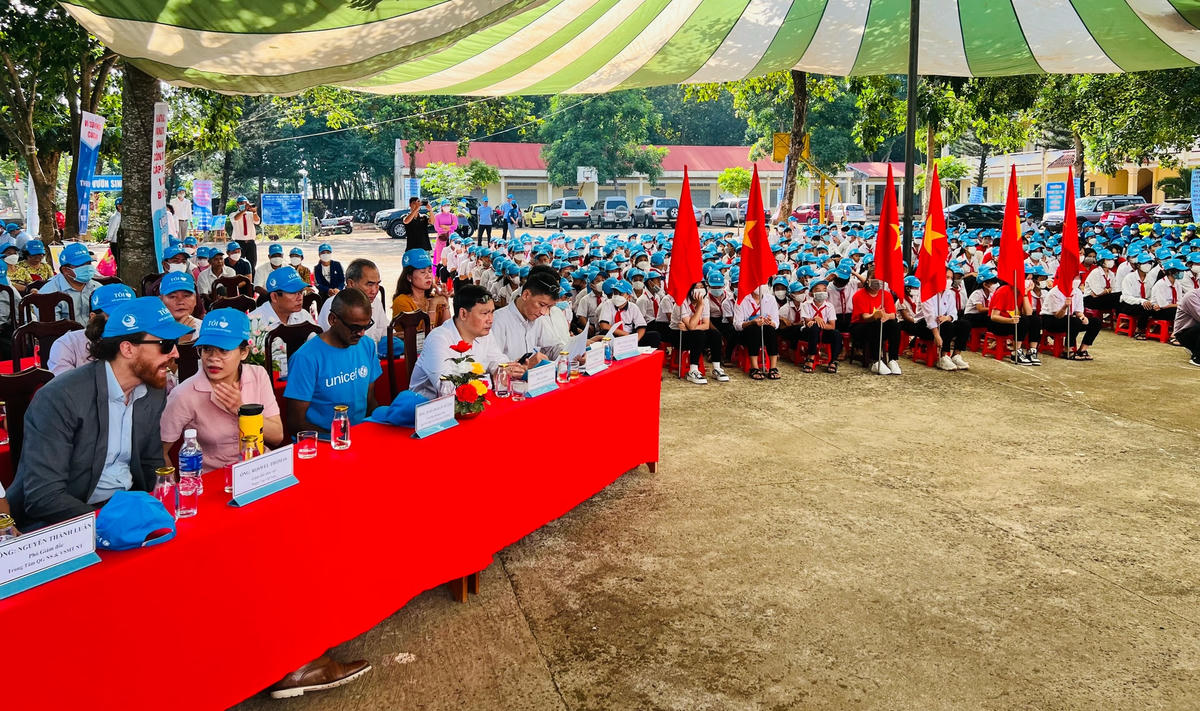 các đại biểu về dự Lễ phát động Hưởng ứng Tuần lễ Quốc Gia Nước sạch và Vệ sinh môi trường năm 2022.