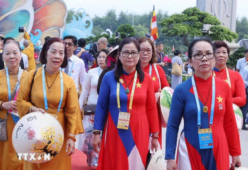 Các đại biểu về dự Lễ khai mạc Đại lễ Vesak Liên hợp quốc năm 2025. (Ảnh: Lâm Khánh/TTXVN)