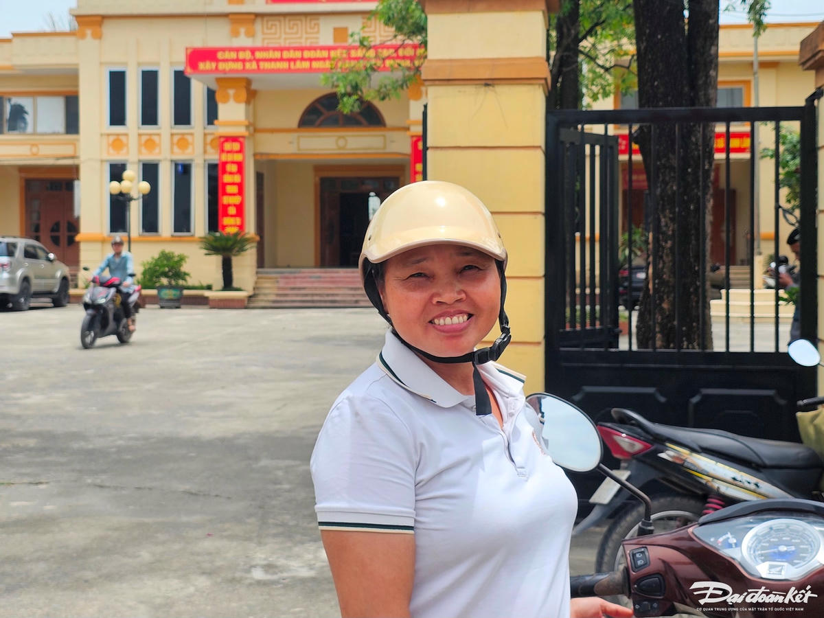 Chị Phạm Thị Hiên cho rằng, việc sáp nhập 3 tỉnh thành 1 sẽ giúp kinh tế của tỉnh mới đi lên. Ảnh: Đình Minh